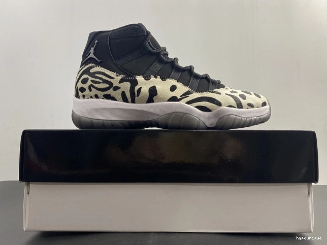 HYPE 11 INSTINCT AR0715-010 ANIMAL JORDAN AIR 0812
